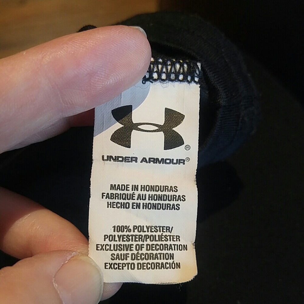 Under Armour tee - Picture 4 of 4
